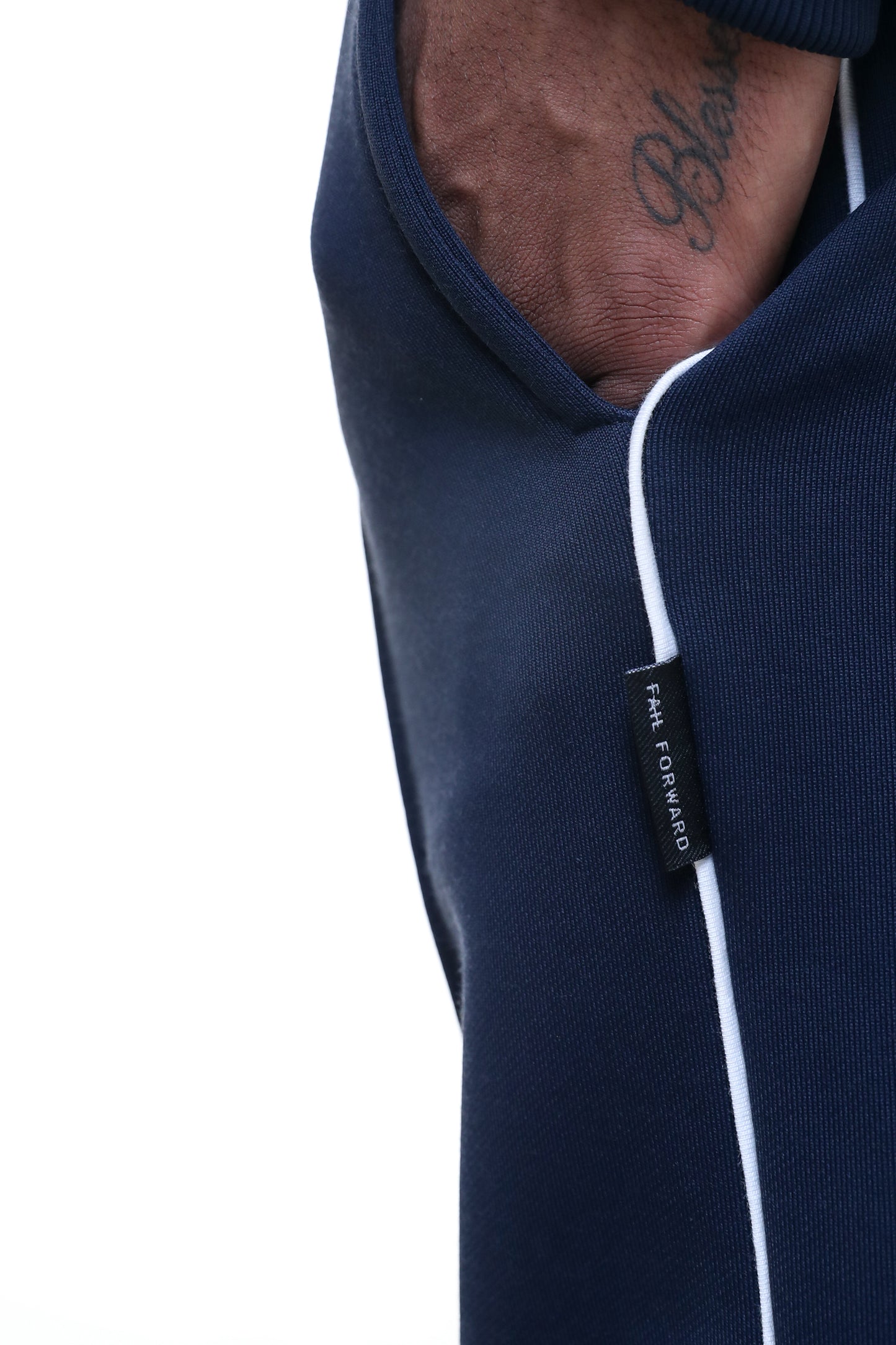 NAVY - ELEVATED EDGE - JOGGER
