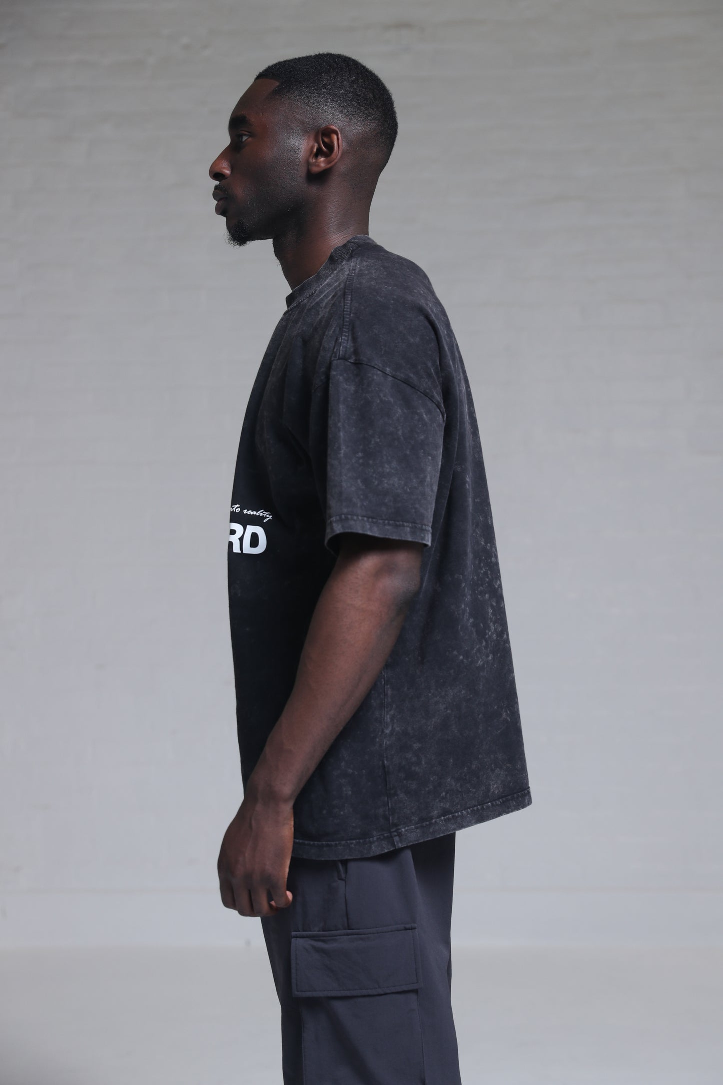 BLACK MARBLE "DOVE" TEE