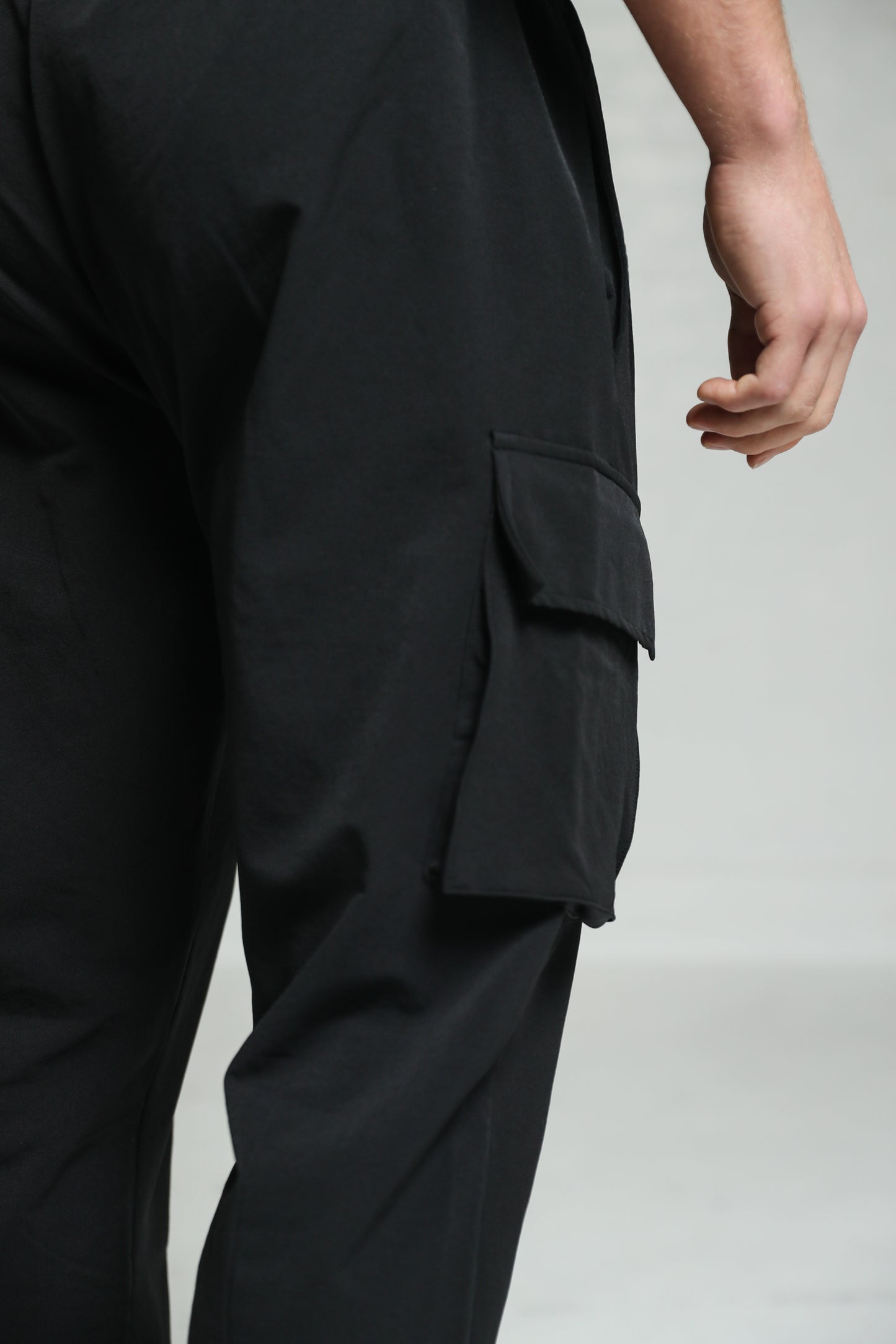 NOIR - STRAIGHT CUT CARGO