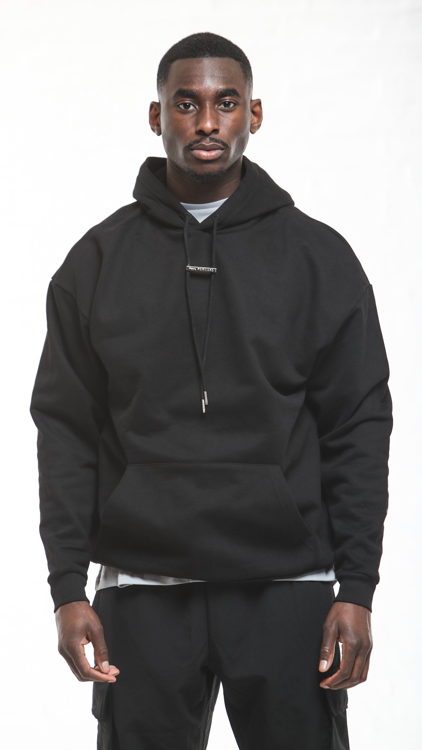 NOIR OVERSIZED HOODY
