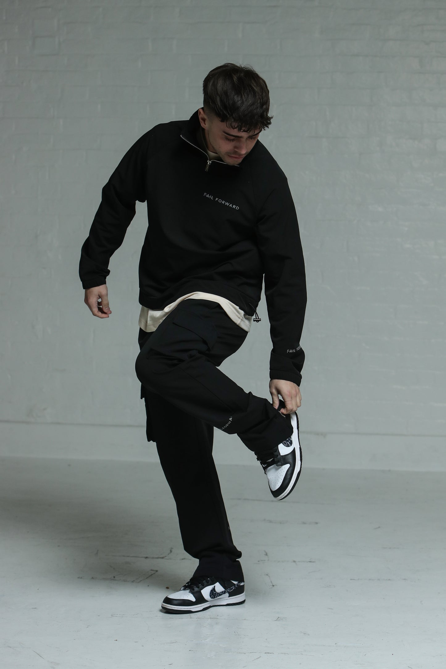 NOIR WINDBREAKER