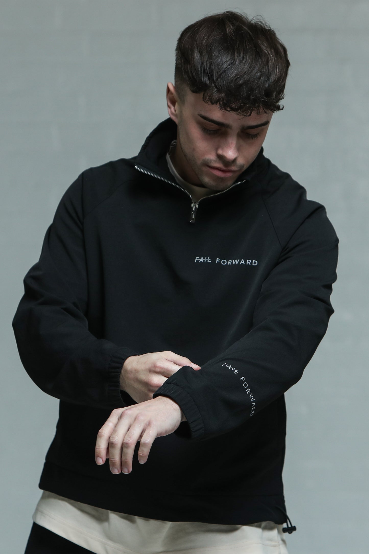 NOIR WINDBREAKER