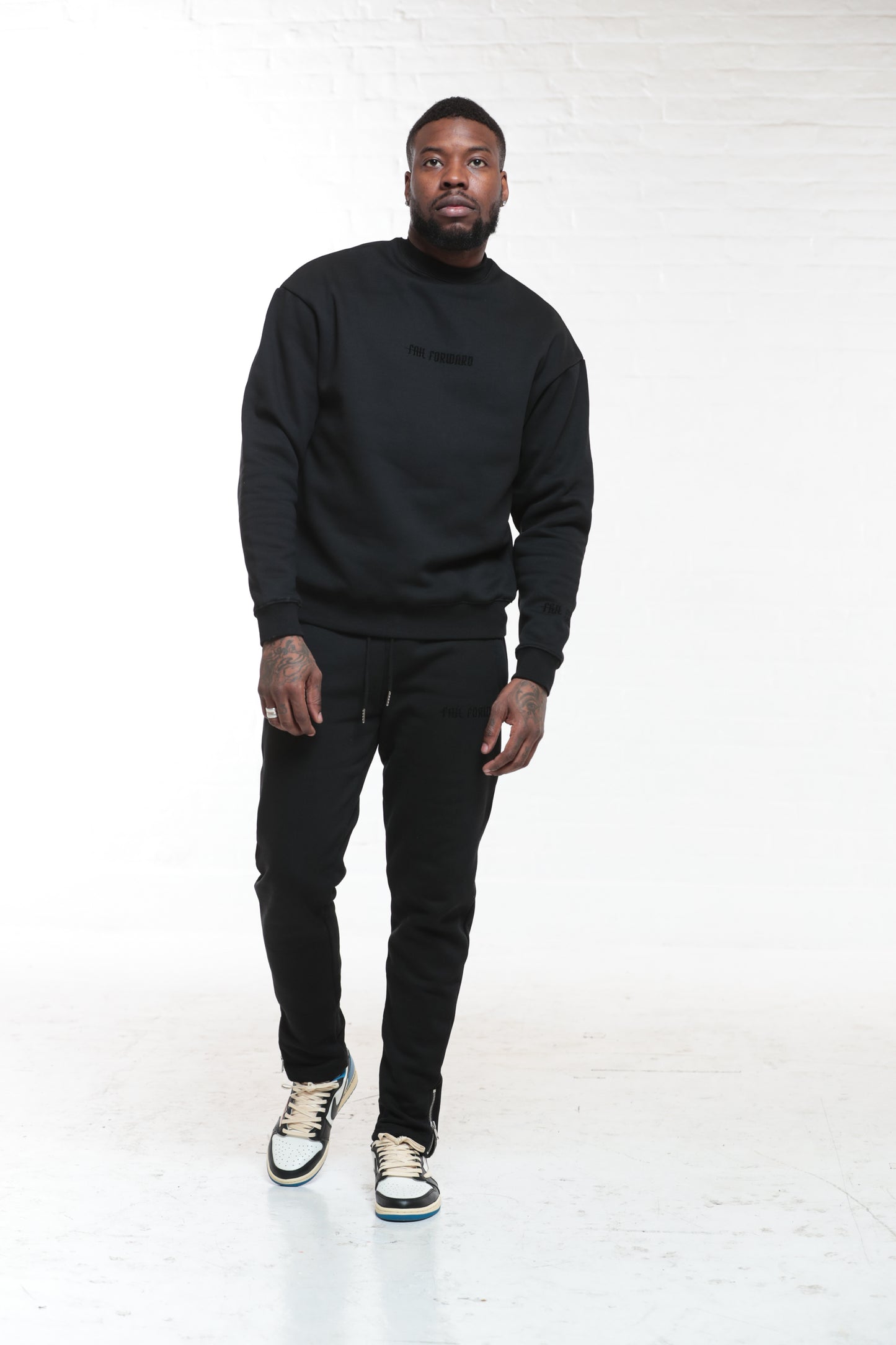 PIRA - NOIR SWEATSHIRT