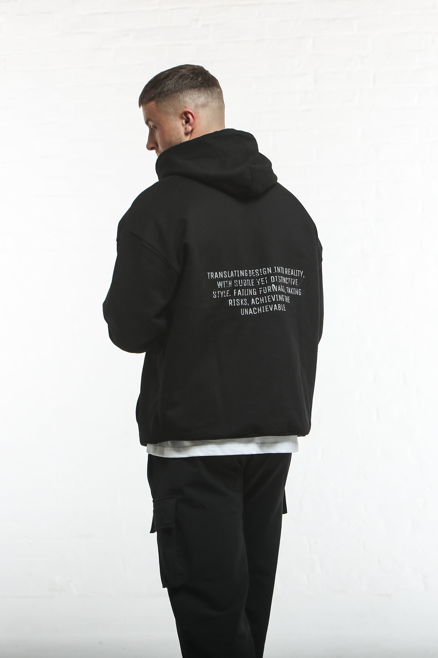 NOIR OVERSIZED HOODY