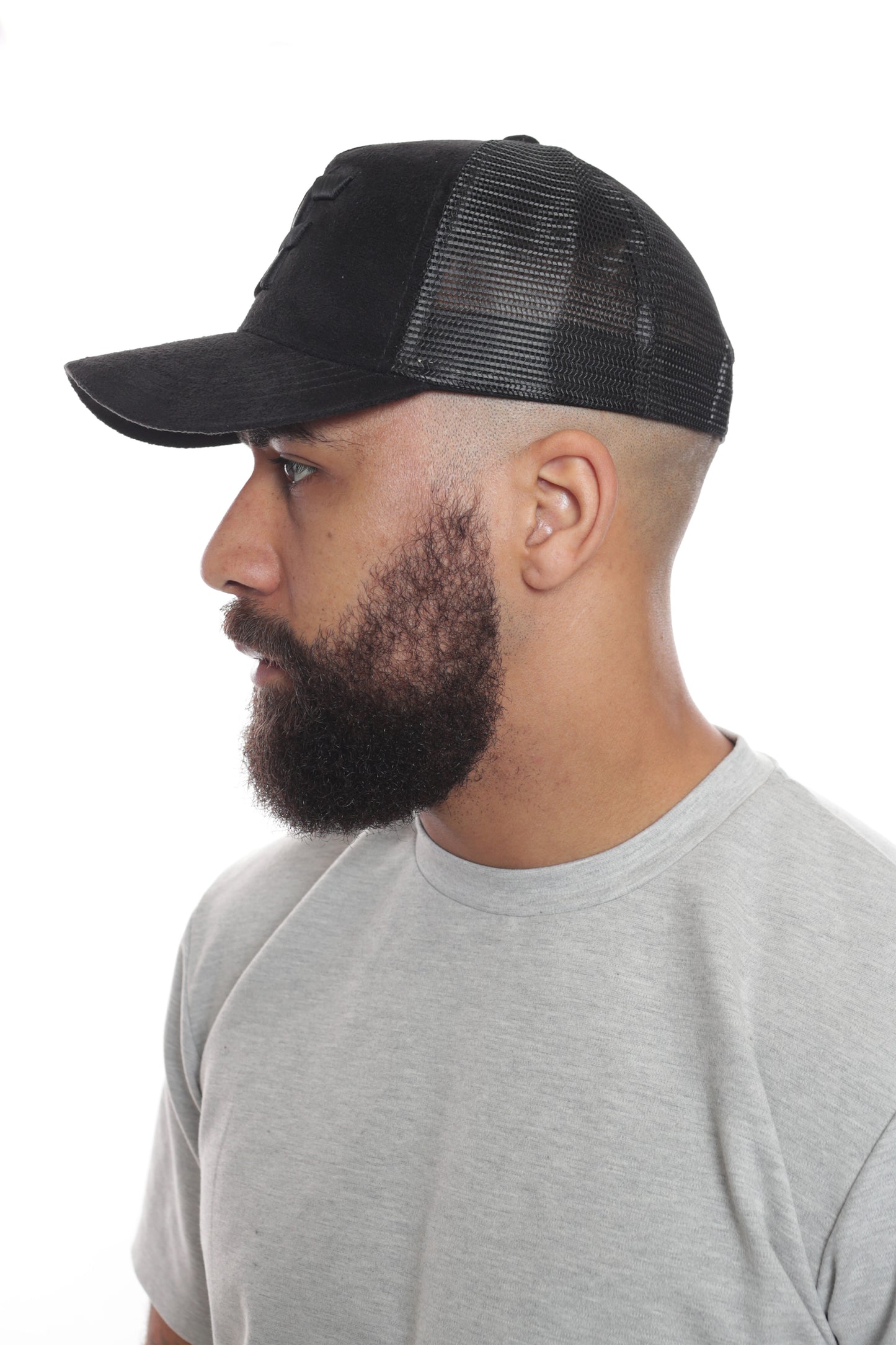 FF BLACK X BLACK SEUDE TRUCKER HAT